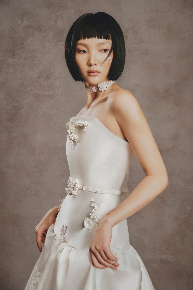 IVORY BLOOM BALL DRESS - CULT MIA