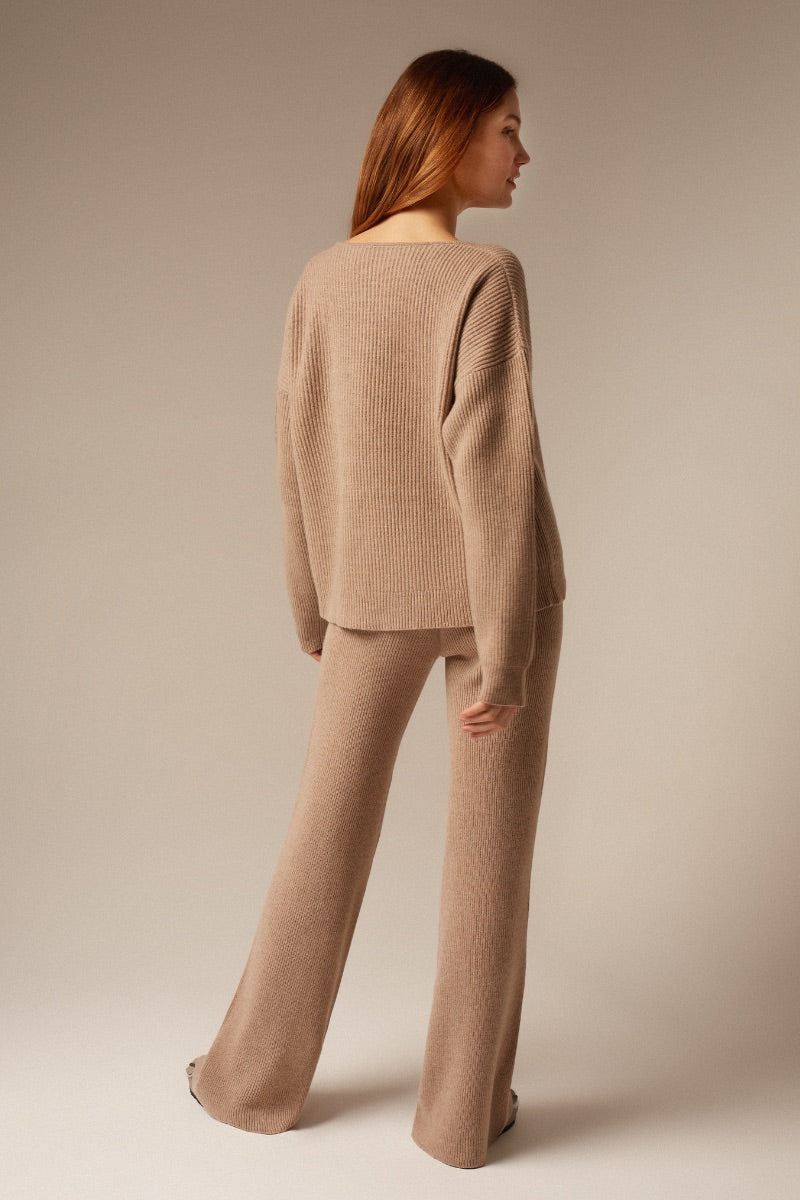 STELLA V-NECK SWEATER IN SAND - CULT MIA