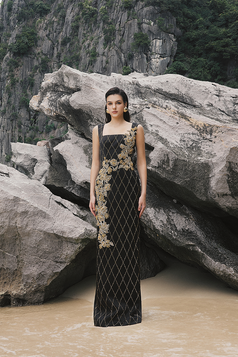 STRAPPY FISH NET CRYSTALLINE STRAIGHT DRESS - CULT MIA