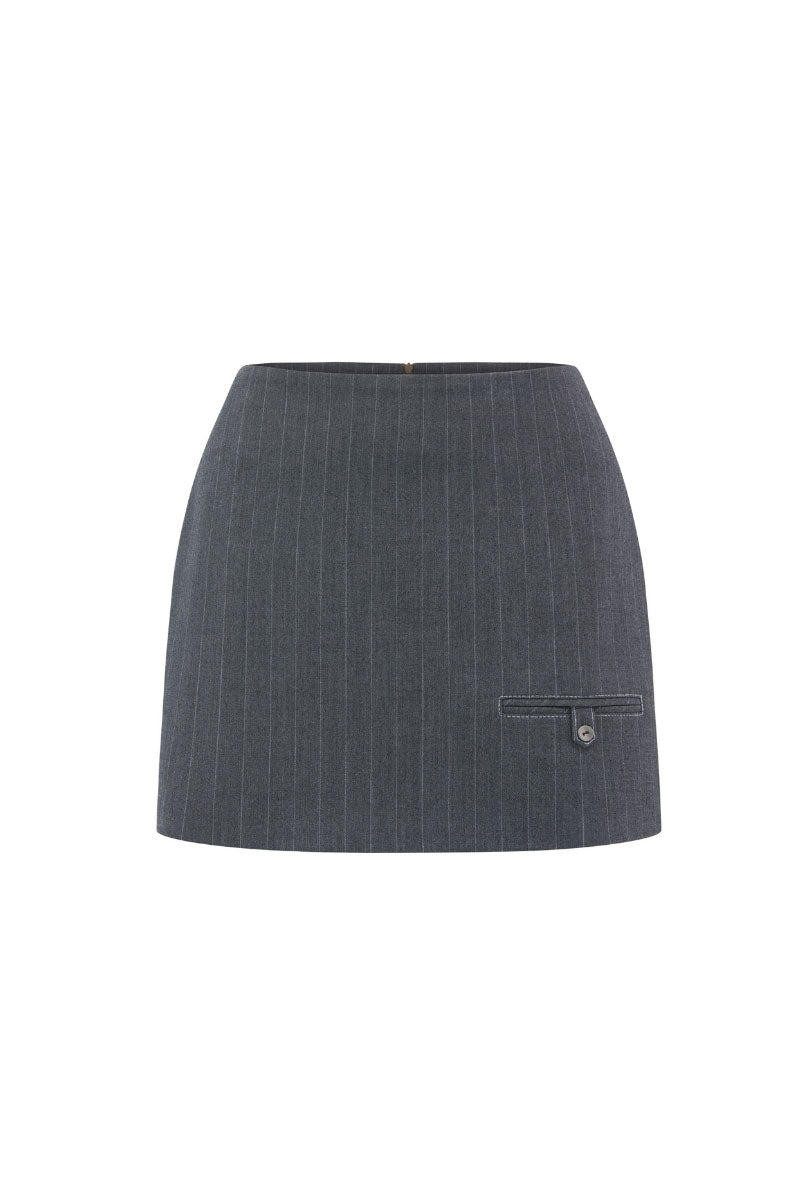 Arti Apparel ELYSS Mini Skirt in stylish fabric, featuring a fitted silhouette and trendy design, shown on a model.