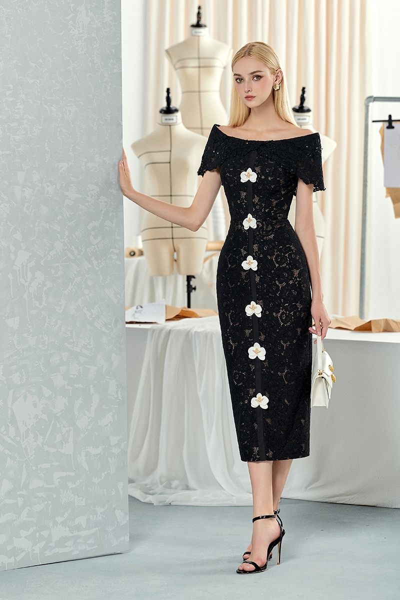 BLACK OFF-SHOULDER LACE MIDI DRESS - CULT MIA
