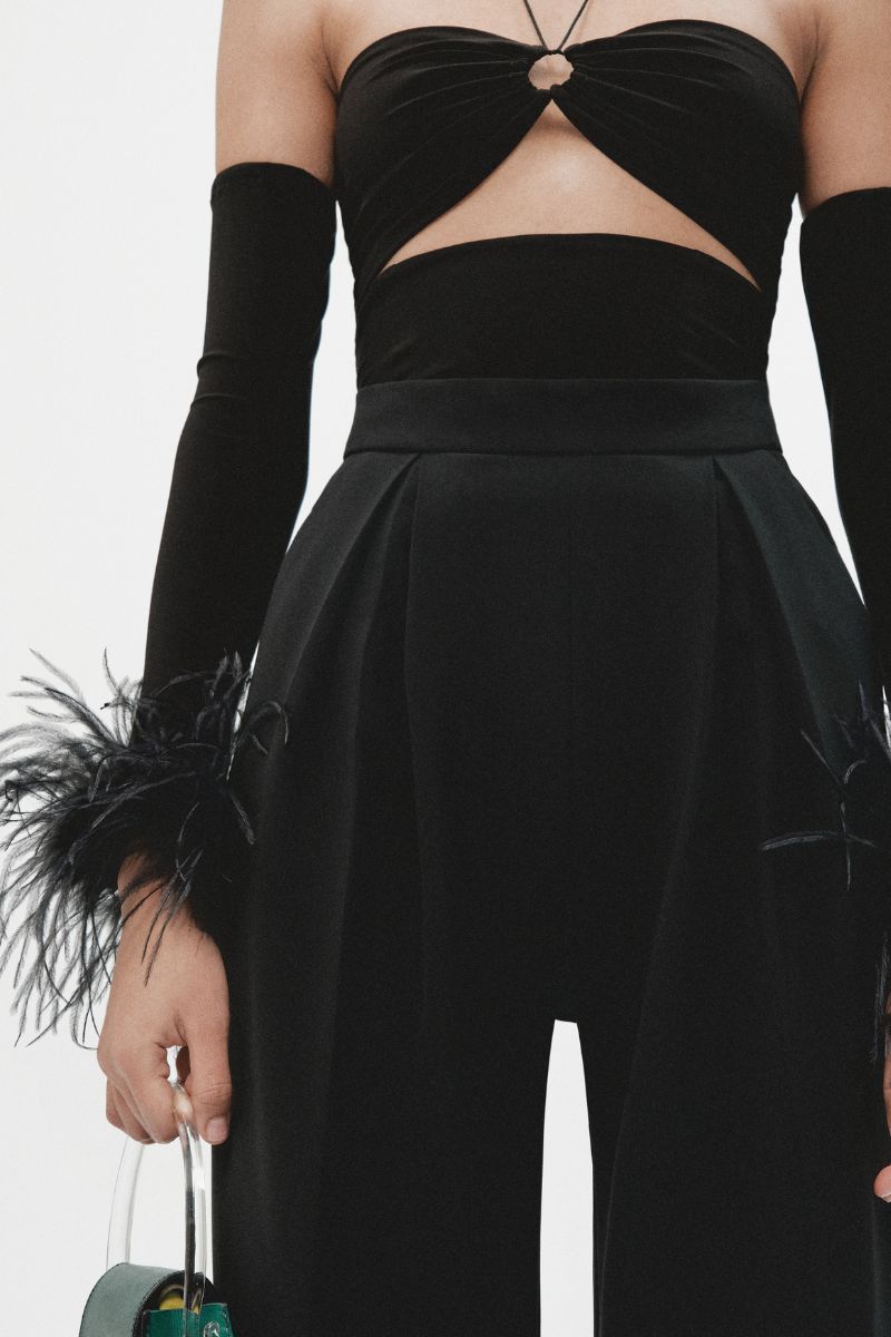 CUT OUT TOP WITH INTERCHANGEABLE SLEEVES - CULT MIA