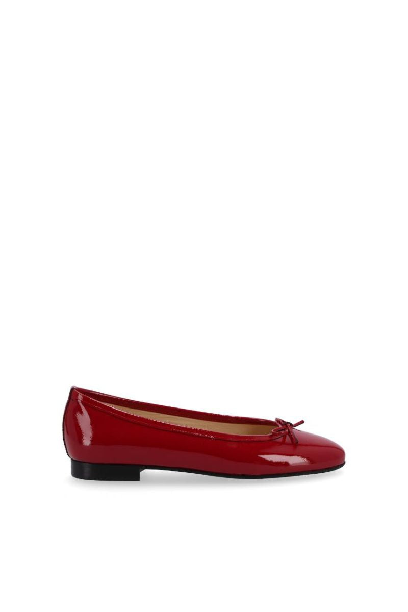 ORIANA ONIX RED LEATHER BALLET FLATS - CULT MIA
