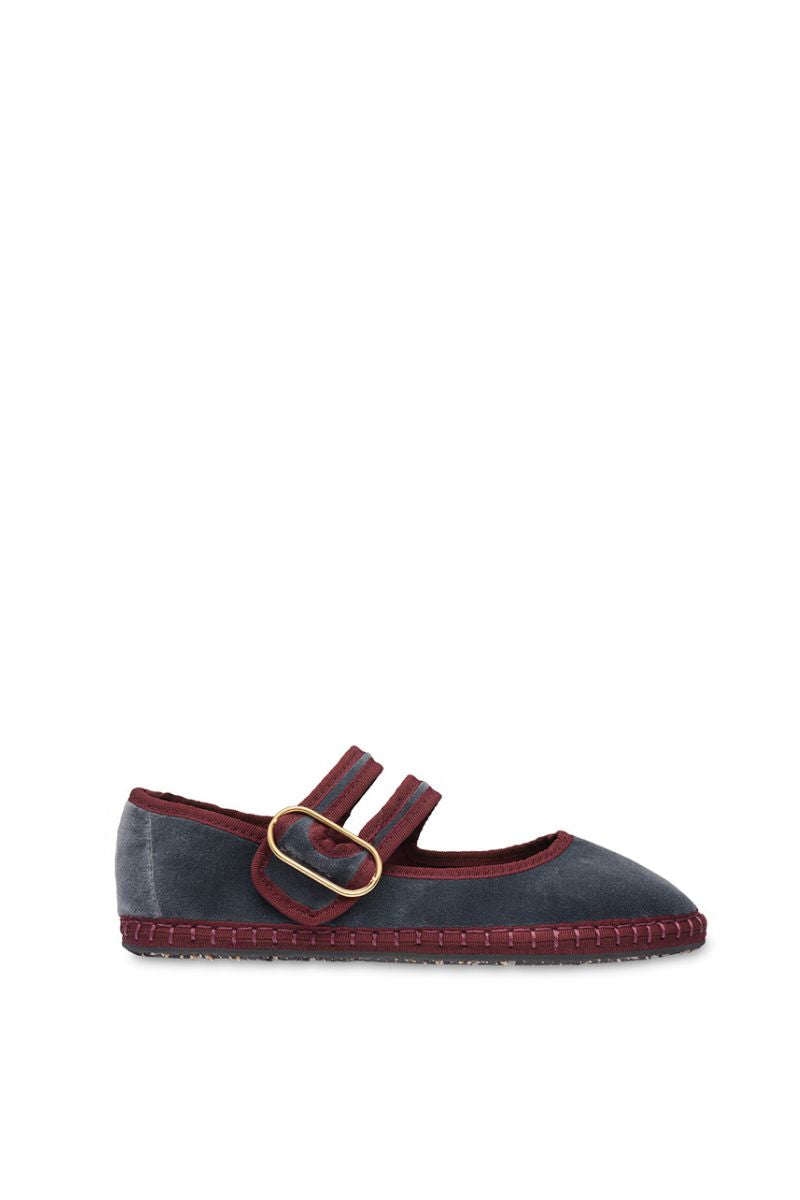 MATILDA FLATS IN GRAY WITH BURGUNDY PIPING - CULT MIA