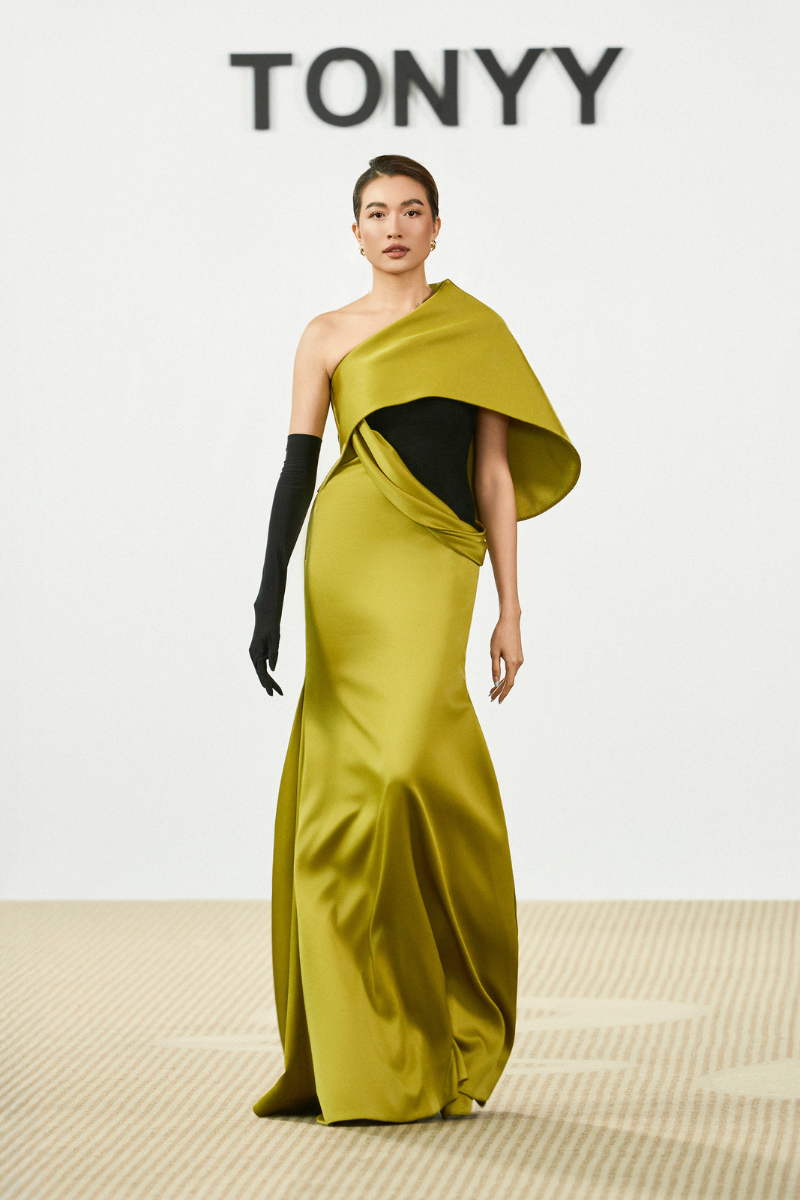 CHARTREUSE FLOW GOWN CHARTREUSE FLOW GOWN