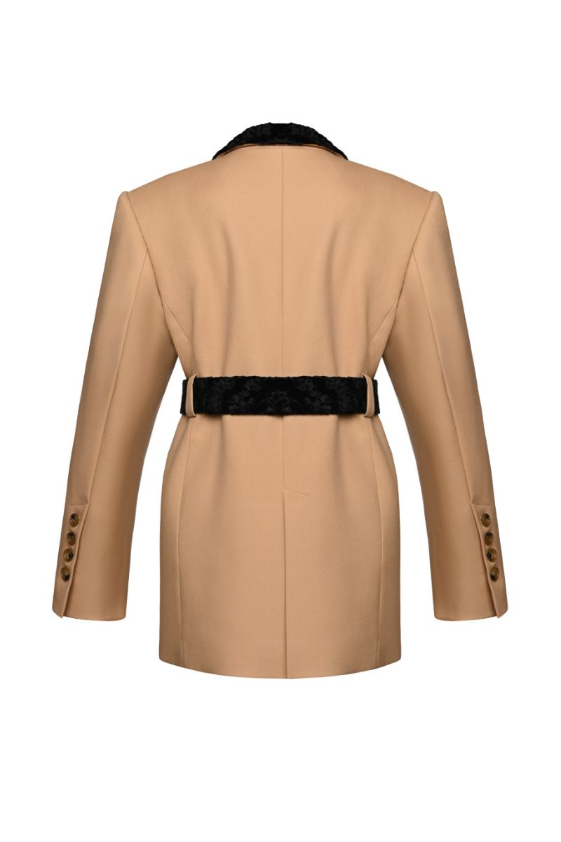 CAMEL BELTED BLAZER WITH FAUX FUR COLLAR - CULT MIA
