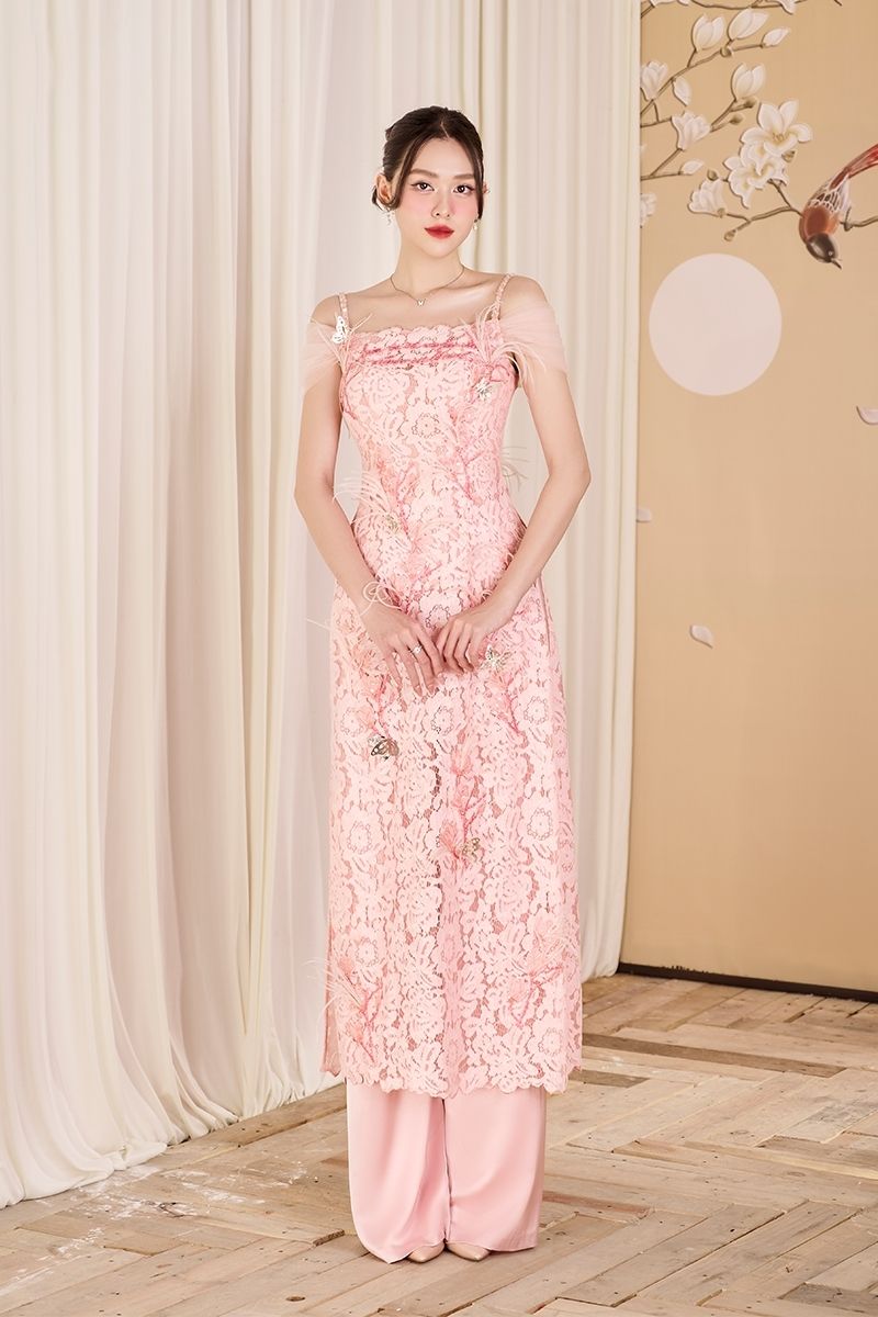 PINK LACE AO DAI CO-ORD WITH FEATHERS | CULT MIA | Do Long PINK LACE AO DAI CO-ORD WITH FEATHERS | CULT MIA | Do Long