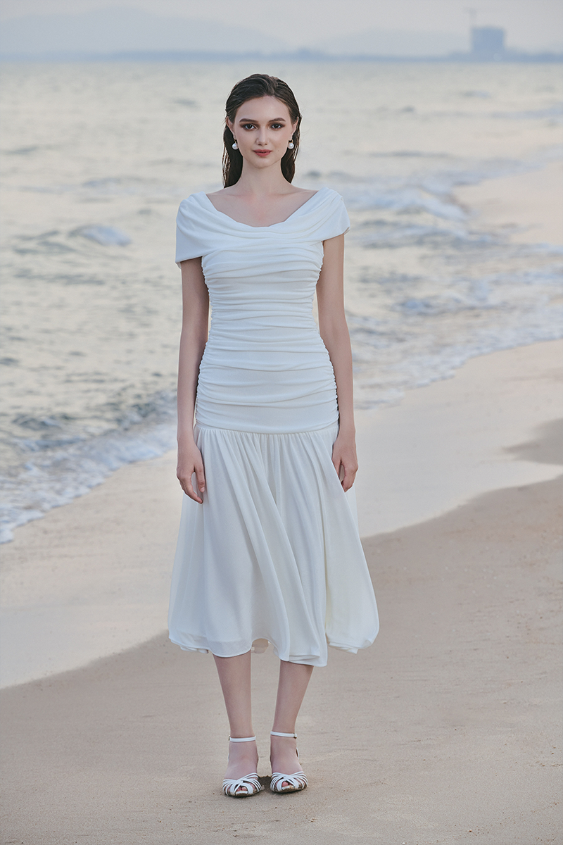 NEWIN WHITE SCOOP NECK MIDI DRESS - CULT MIA