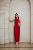 Nazlı Ceren Sabine Midi Crepe Gown displayed on a model, showcasing elegant design and flowing fabric for formal occasions.