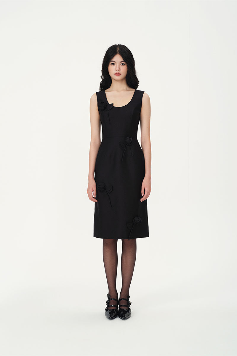 BLACK ROSE APPLIQUÉ DRESS - CULT MIA