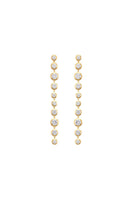 Peracas Bella earrings in white, stylish and elegant earrings featuring a sleek design and shiny finish.