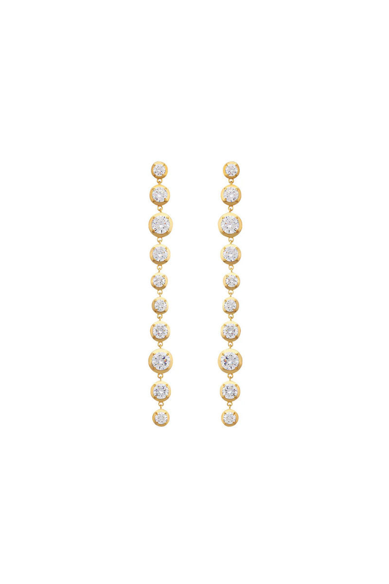 Peracas Bella earrings in white, stylish and elegant earrings featuring a sleek design and shiny finish.