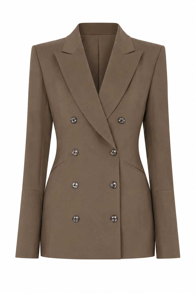 Lili Blanc FORM BLAZER in classic tailored blazer style, featuring a sleek fit and neutral color, ideal for professional or casual wear.