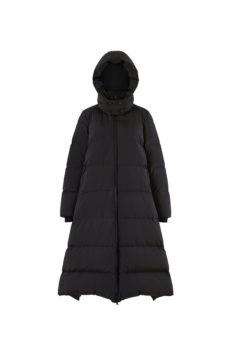 Chictopia LELA Down Coat in black, stylish winter coat with hood, quilted design, and puffy insulation for warmth.