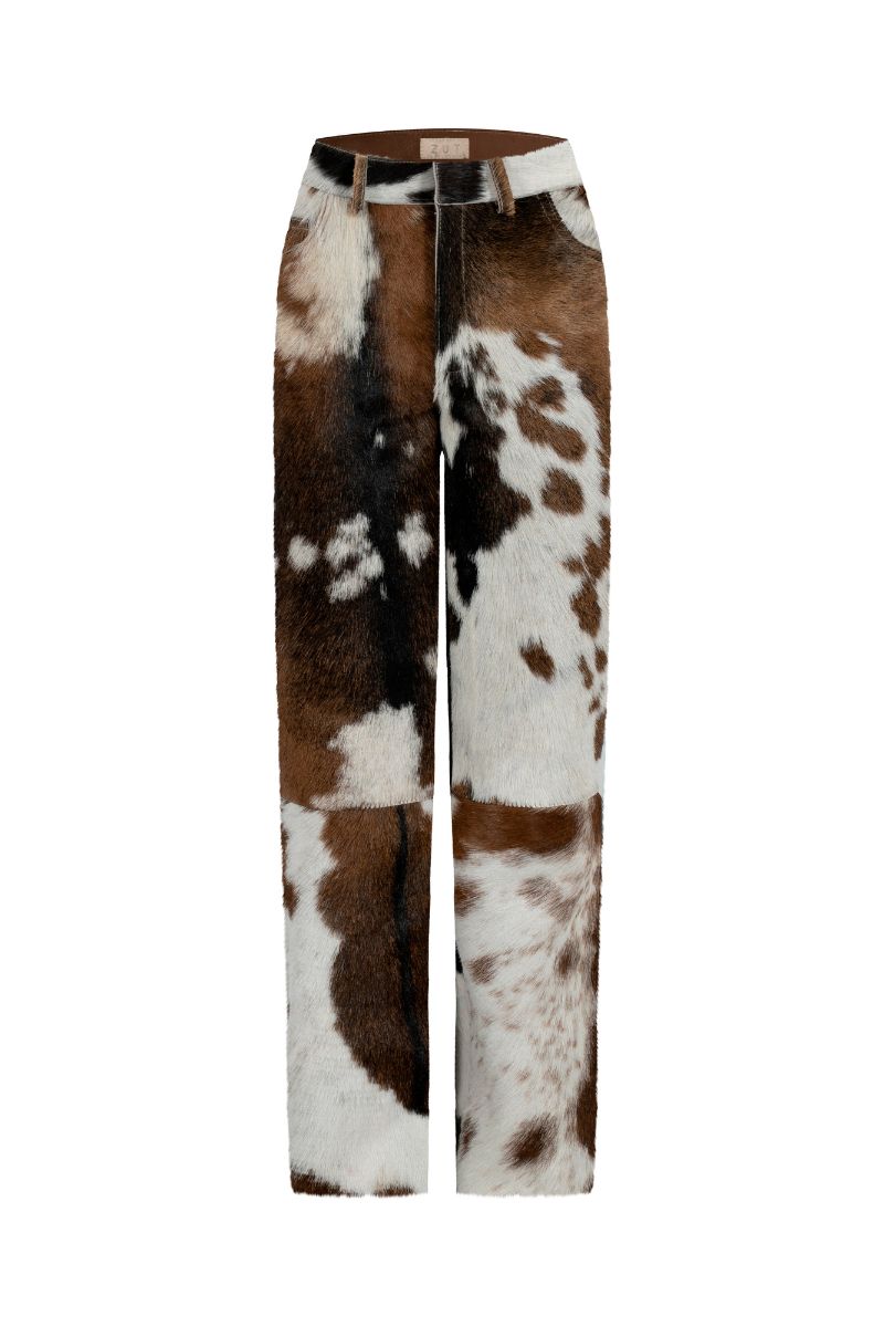 ZUT Ascot leather pants featuring a slim fit design and sleek black leather material, displayed on a hanger.