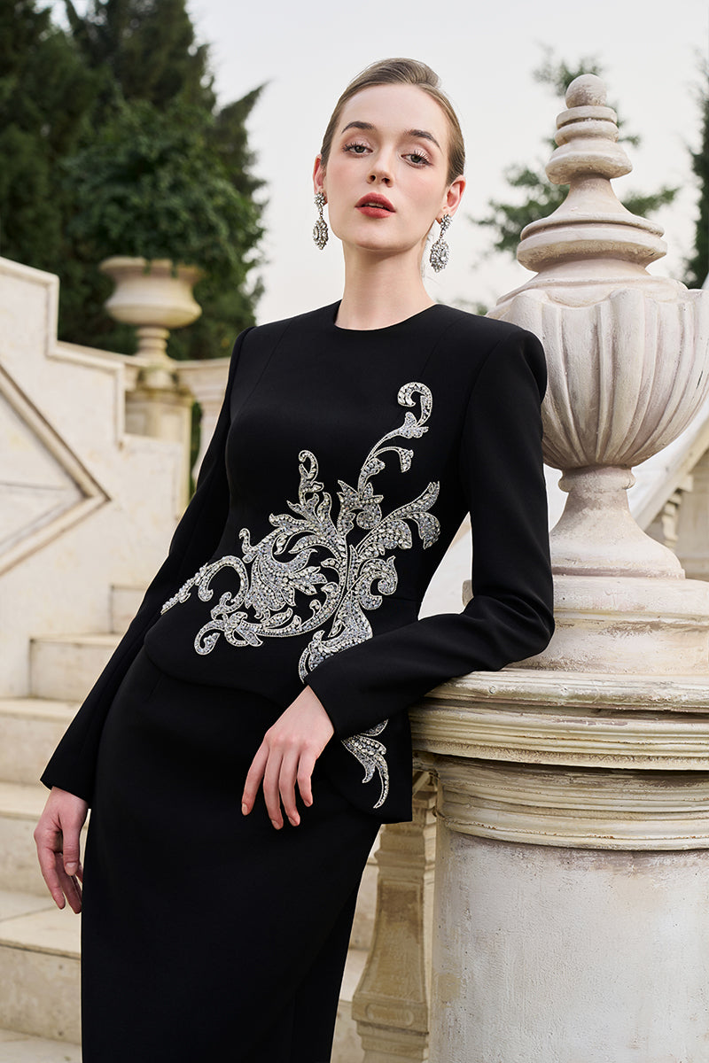 VELVET SATIN LONG SLEEVE GOWN IN BLACK | CULT MIA | Tracy Studio VELVET SATIN LONG SLEEVE GOWN IN BLACK | CULT MIA | Tracy Studio