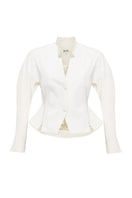 Cream ELEN SCULPT blazer by SÉLONE, tailored fit with structured lapels, shown on a model.