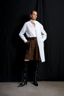 Acaria Studio GURU shorts made of silk blend in brown, featuring a stylish and comfortable design for casual wear.