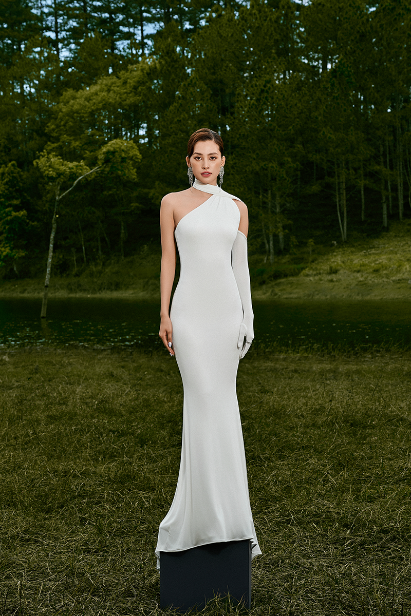 SERENA WHITE MERMAID MAXI DRESS - CULT MIA