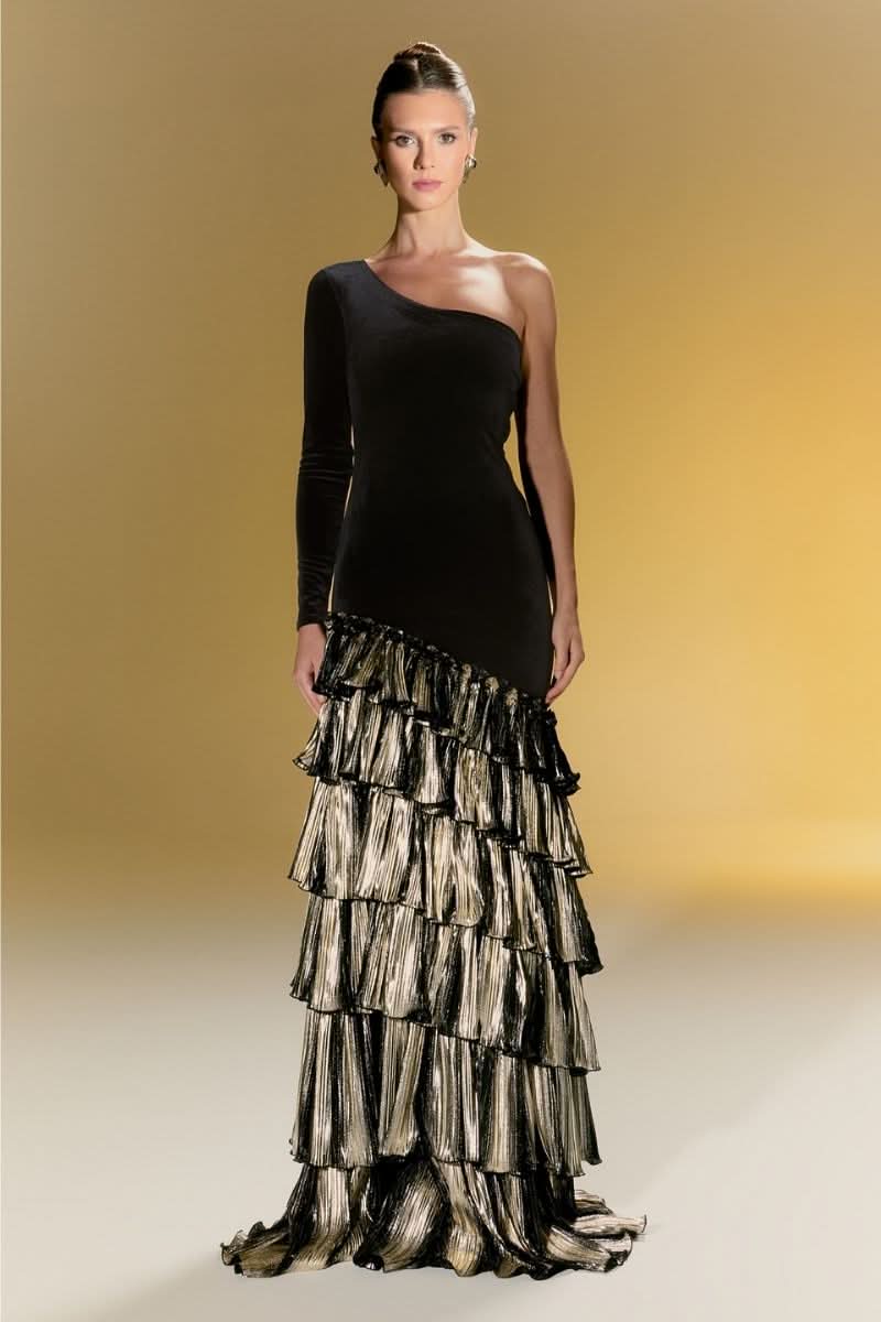 SR NUR KARAATA X CULT MIA BALTIMORE GOWN - CULT MIA