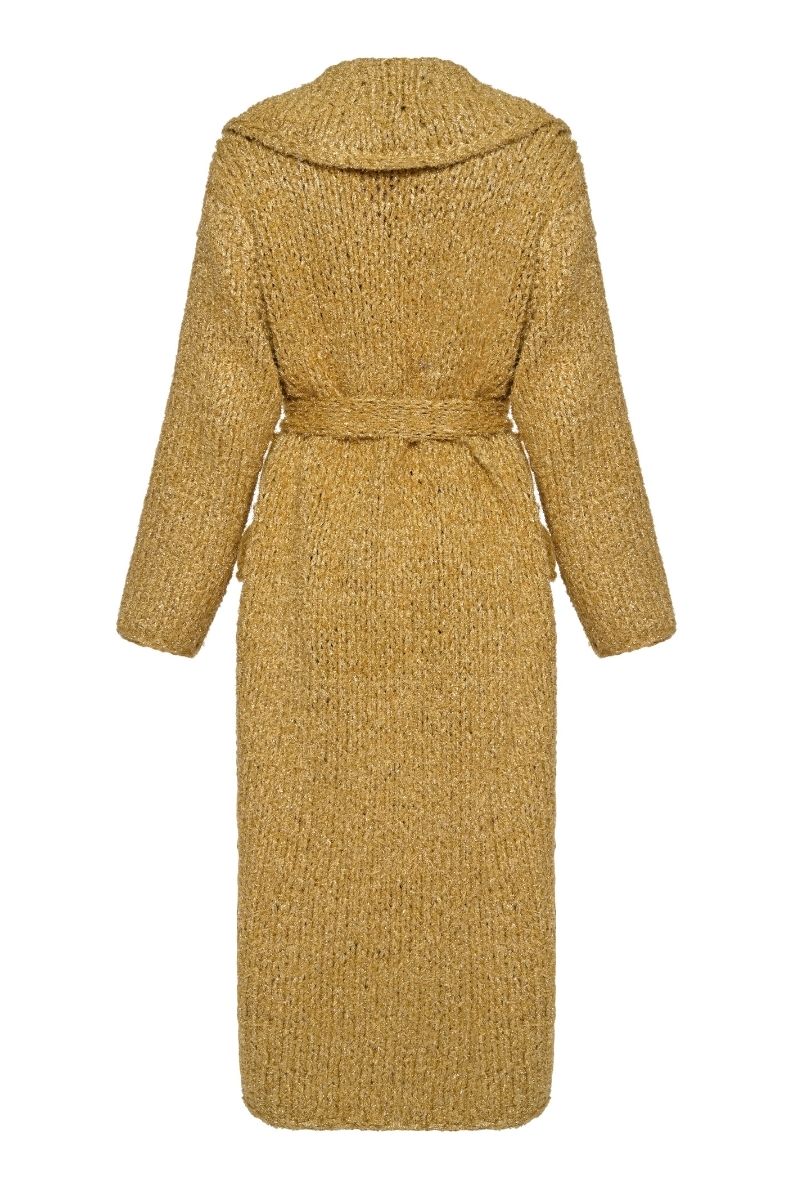 Lalo oversized coat with belt in gold, featuring a stylish, relaxed fit and elegant belt detail, perfect for layering and fashion.
