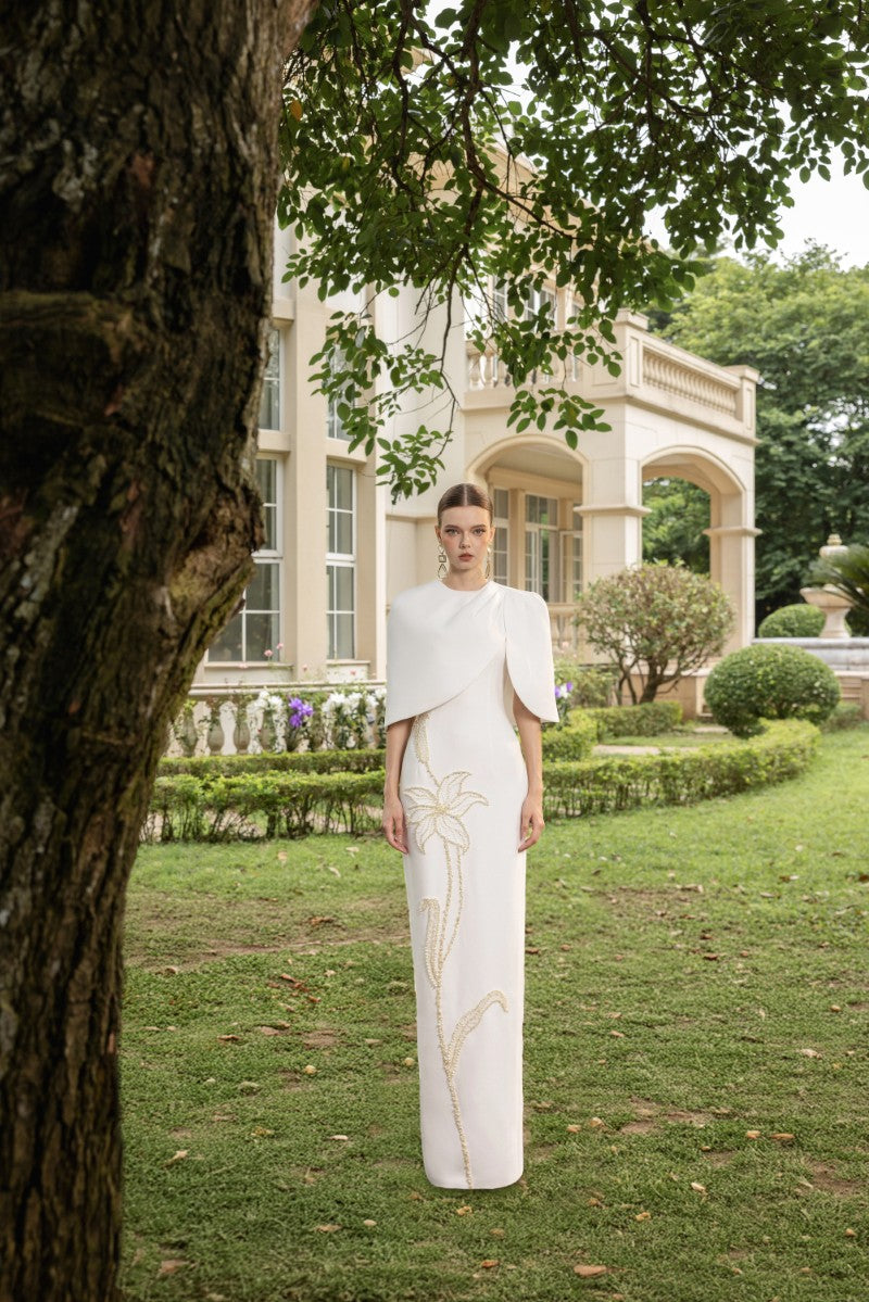 ROSALIE CREPE GOWN WITH LOUISE CAPE IN WHITE - CULT MIA