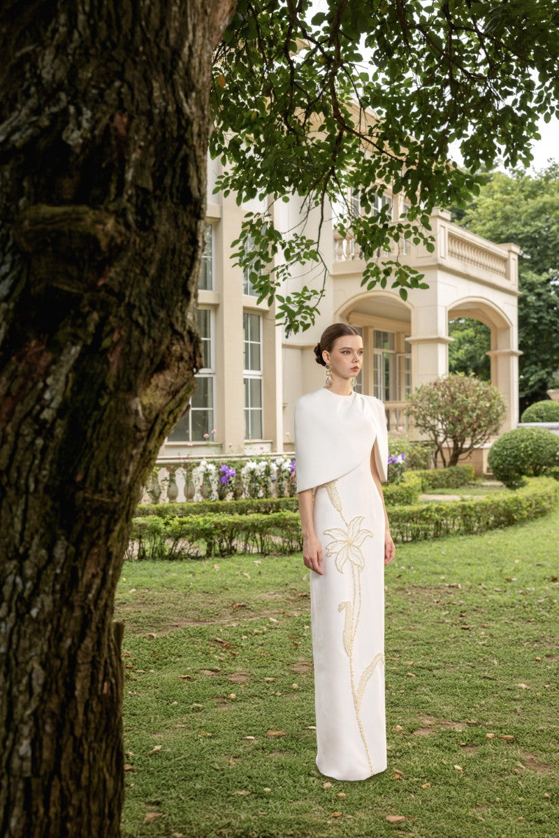 ROSALIE CREPE GOWN WITH LOUISE CAPE IN WHITE - CULT MIA