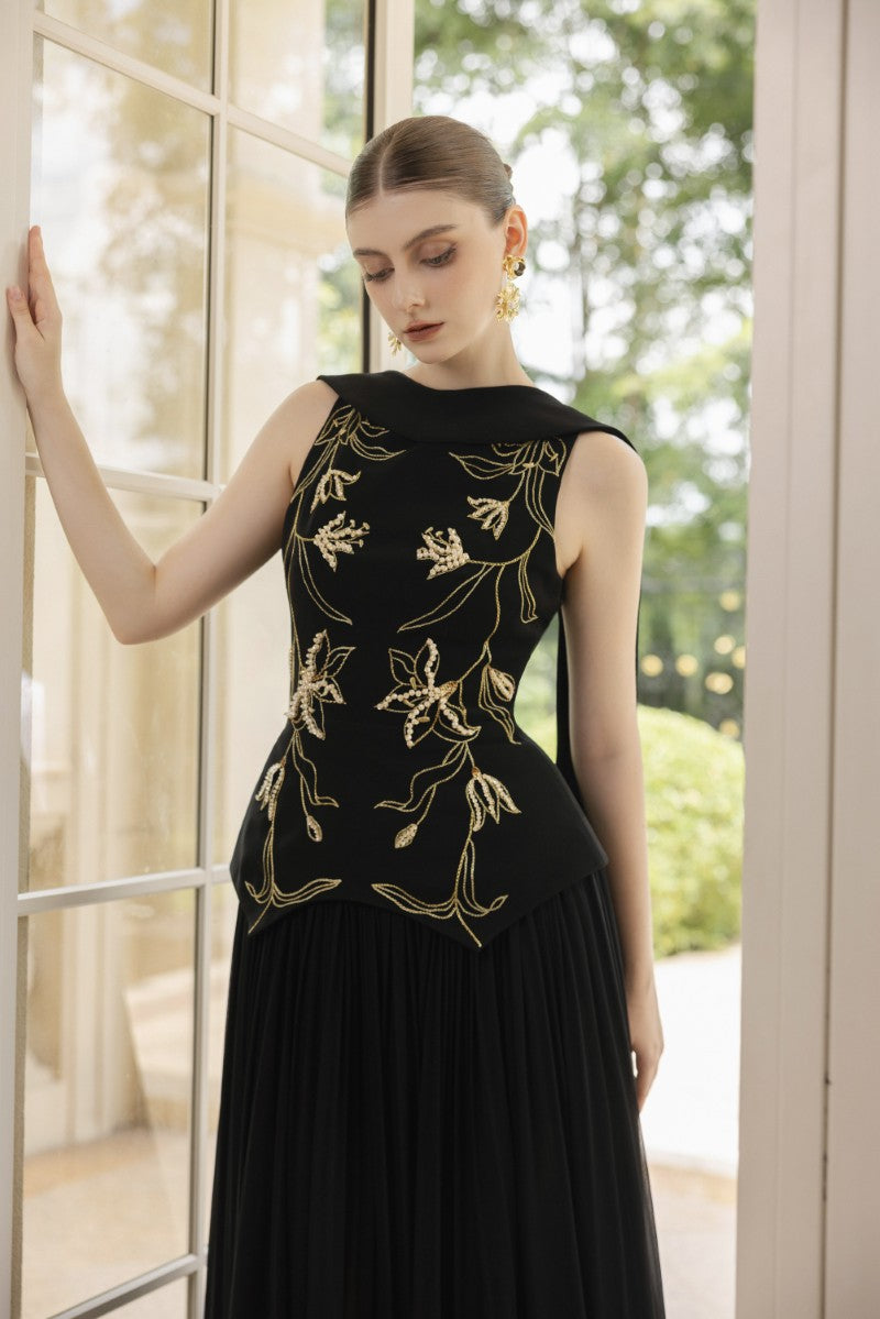 ARIANE CREPE AND CHIFFON GOWN IN BLACK ARIANE CREPE AND CHIFFON GOWN IN BLACK