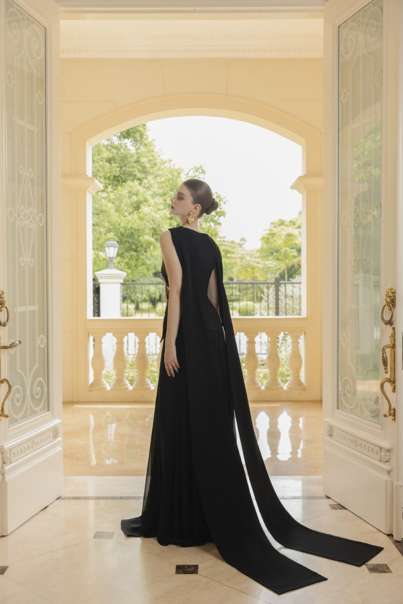 ARIANE CREPE AND CHIFFON GOWN IN BLACK - CULT MIA