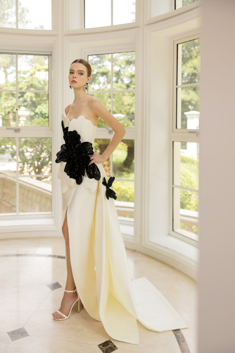 SIDONIE TAFFETTA GOWN IN WHITE AND BLACK - CULT MIA