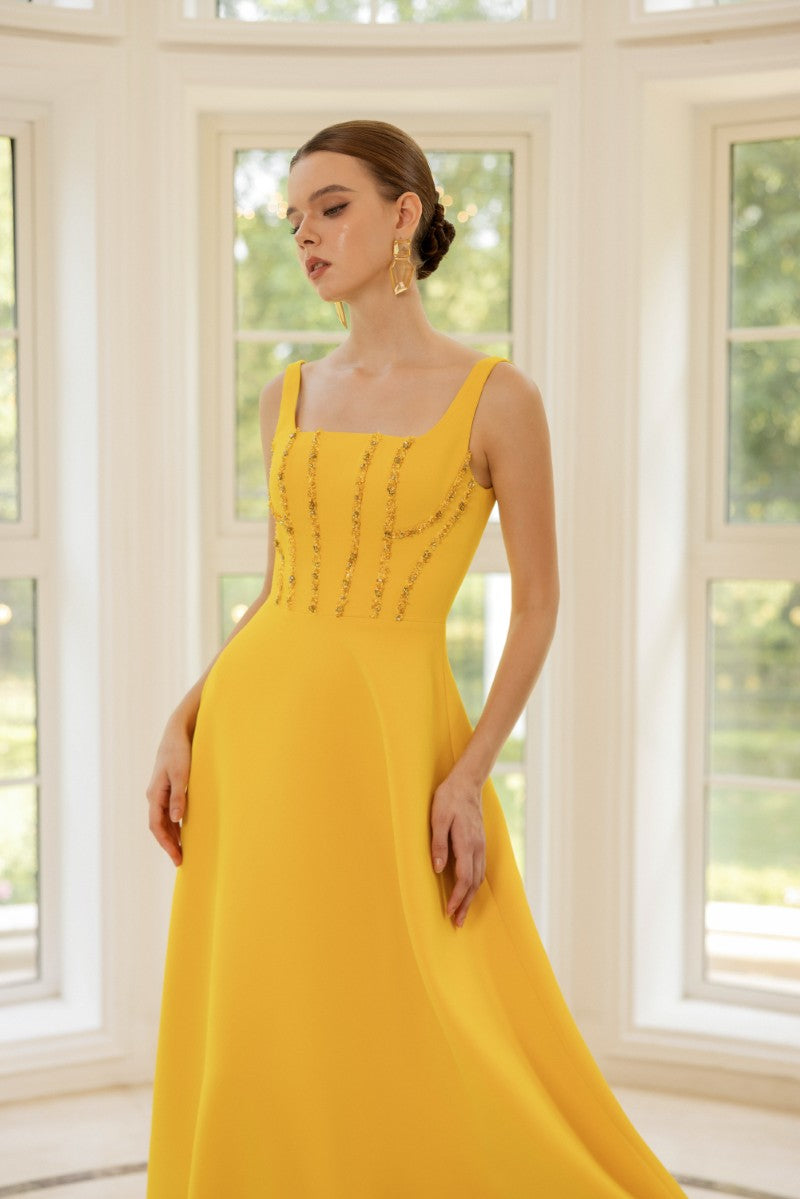 SOPHIE CREPE GOWN - CULT MIA