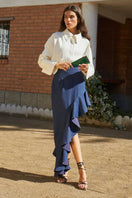 Señorita navy maxi skirt from the Vega collection, featuring a flowing design and elegant length for a stylish look.