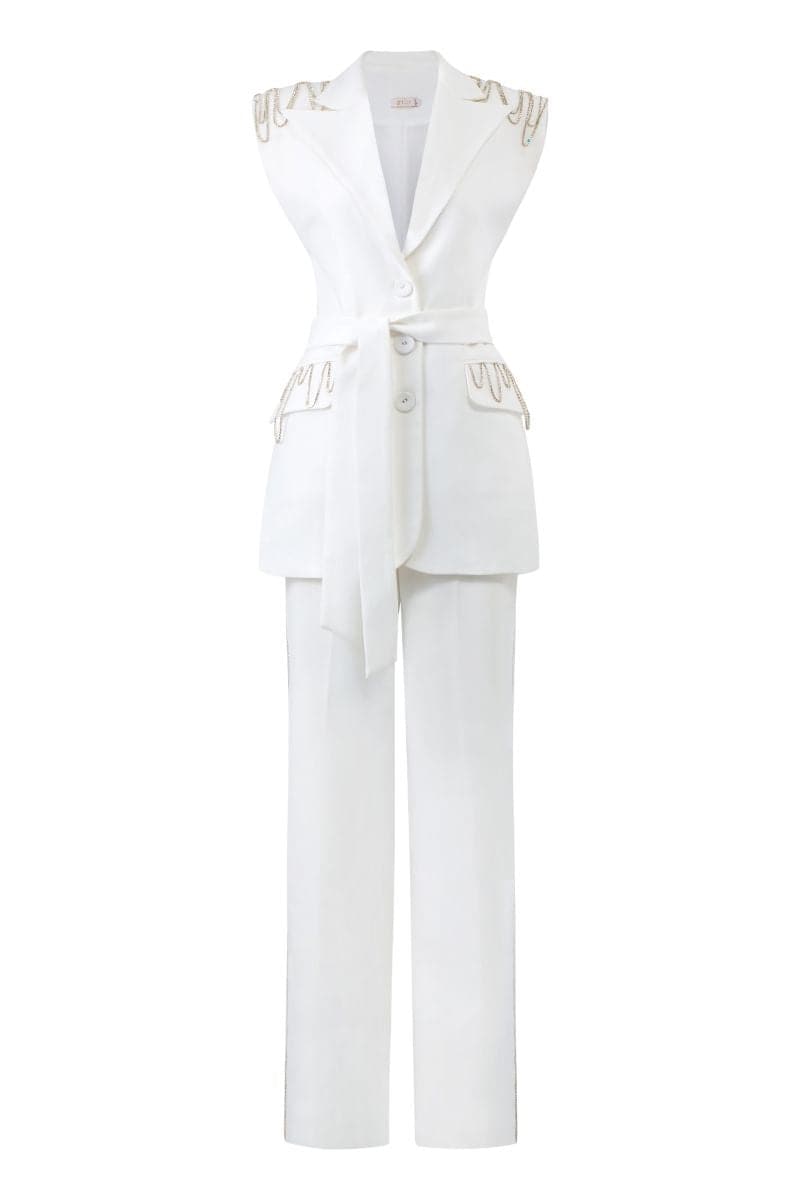 ALIVIA WHITE TEXTURE SLEEVELESS BLAZER AND PANTS SET | 21Six | CULT MIA