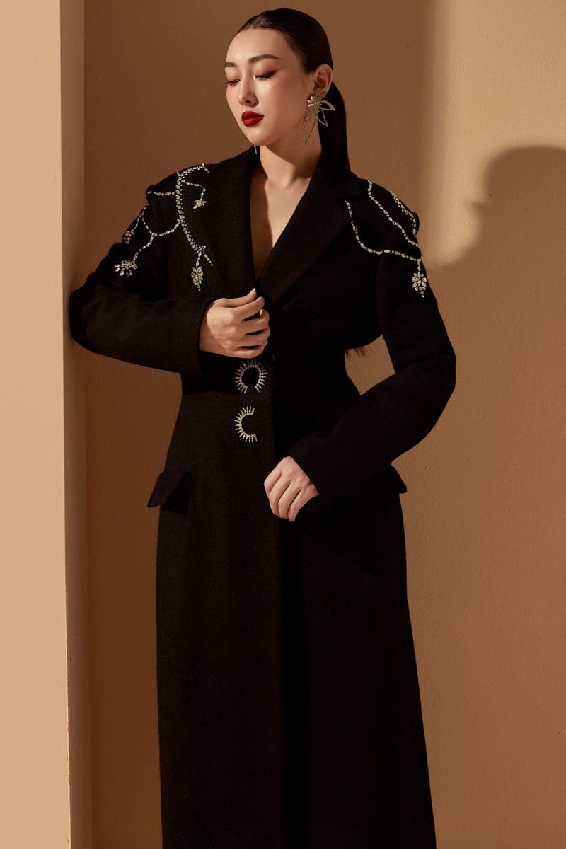 EVELYN BLACK FELT CRYSTAL OVERCOAT | 21Six | CULT MIA