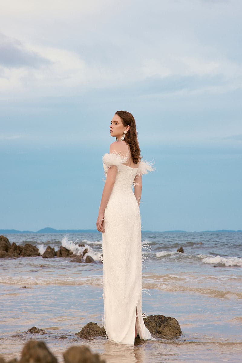 JOLIE CRYSTAL LACE FEATHER DRESS | 21Six | CULT MIA