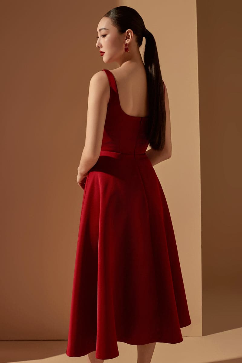 LILIANA RED TAFFETA U-LINE DRESS | 21Six | CULT MIA