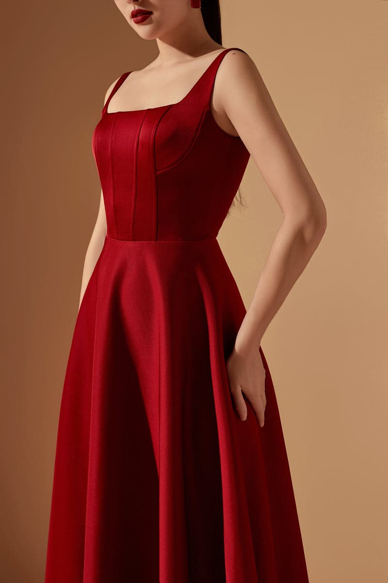 LILIANA RED TAFFETA U-LINE DRESS | CULT MIA LILIANA RED TAFFETA U-LINE DRESS | CULT MIA