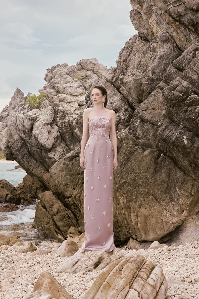 REBECCA CRYSTAL LACE CRYSTAL DRESS | 21Six | CULT MIA