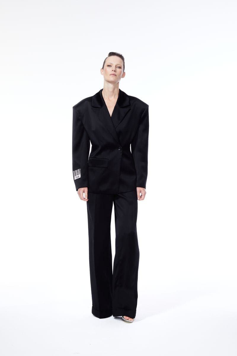BLACK BARCODE FITTED BLAZER - CULT MIA