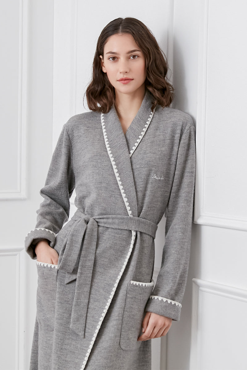 Manito women's gray wool-silk knit robe, cozy and stylish, with a relaxed fit and soft fabric texture.