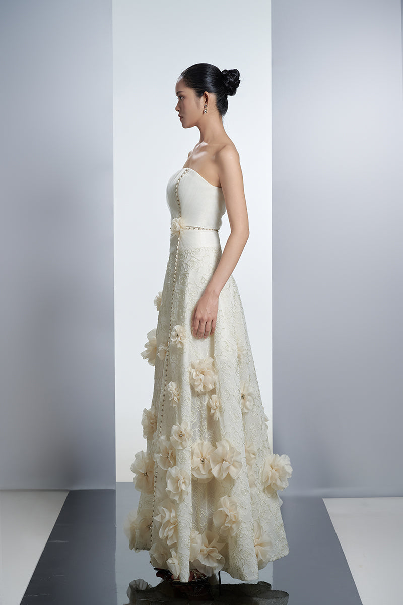 FLORAL A-LINE ORGANZA MAXI DRESS IN WHITE - CULT MIA