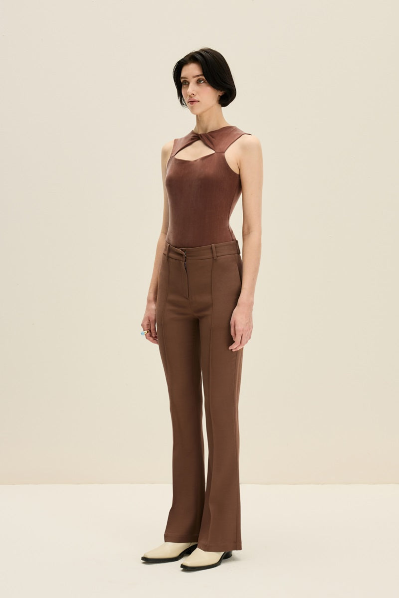 TAILORED PANTS IN CHOCOLATE BROWN - CULT MIA