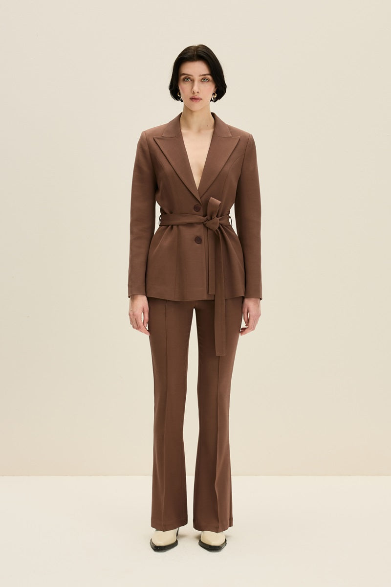 TAILORED BLAZER IN CHOCOLATE BROWN - CULT MIA