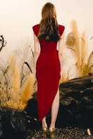 Do Long delicate midi dress with lightweight fabric, featuring a flowy silhouette and subtle detailing, perfect for elegant occasions.