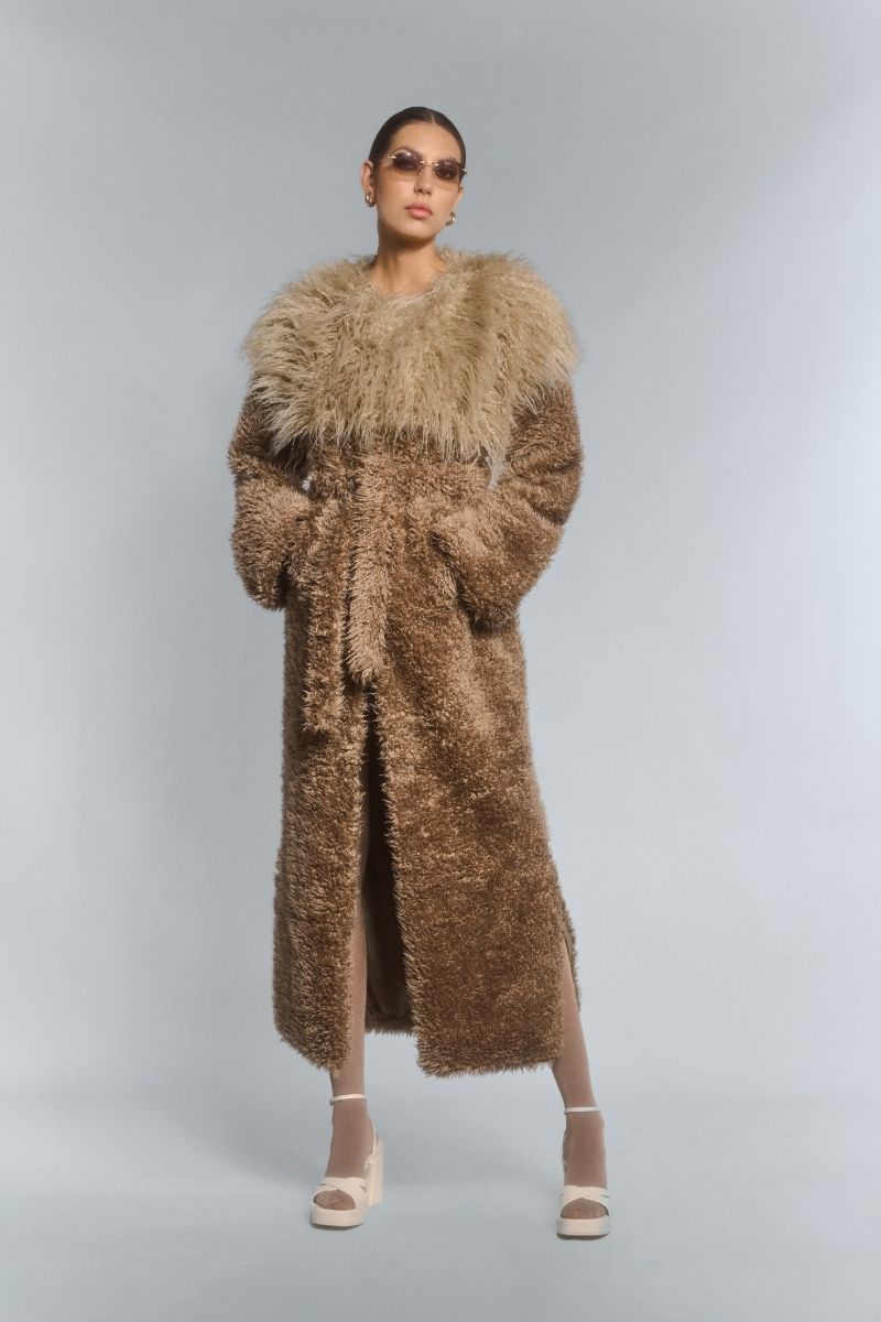 FAUX FUR MAXI COAT WITH FLARED SLEEVES IN BEIGE - CULT MIA