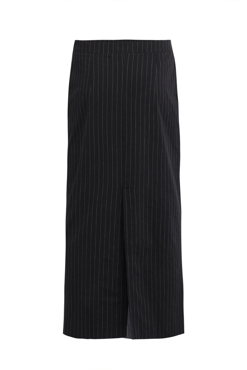 Summer Away Audrey midi skirt in vintage blue, featuring flowy fabric and a stylish knee-length design.