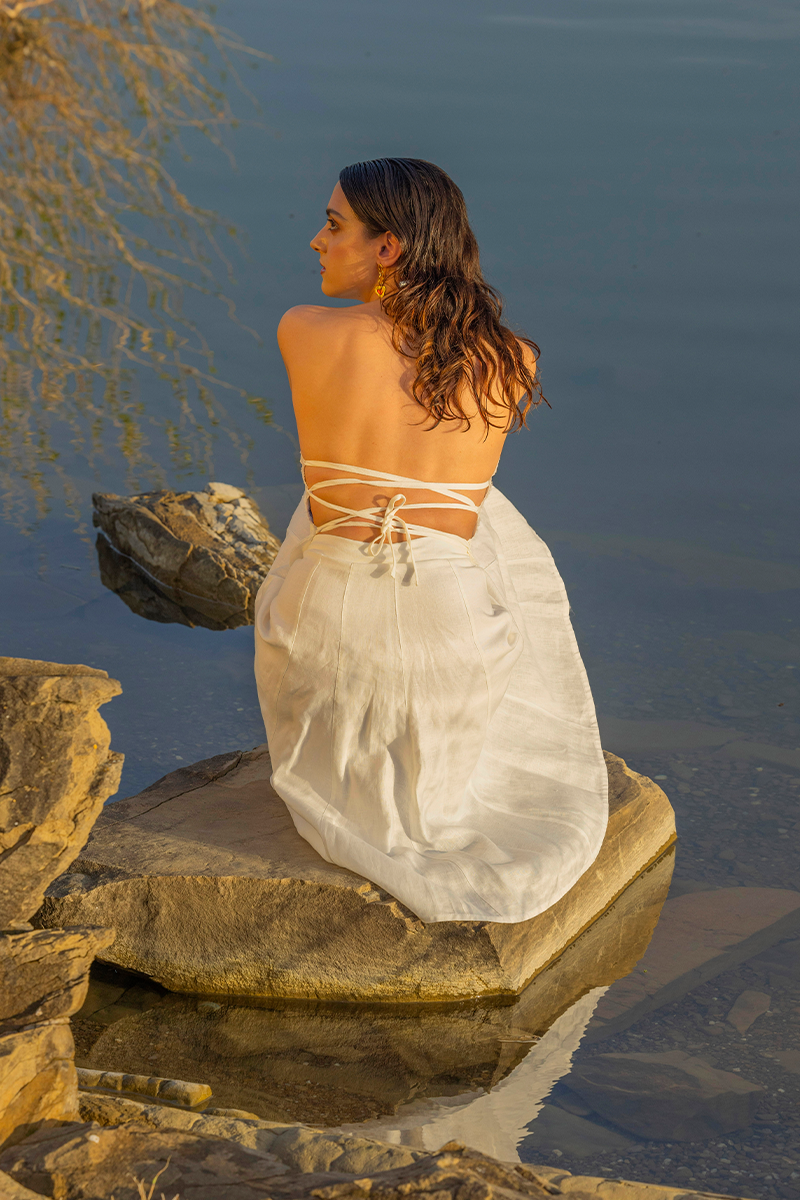 WHITE CLOUD MIDI SKIRT - CULT MIA