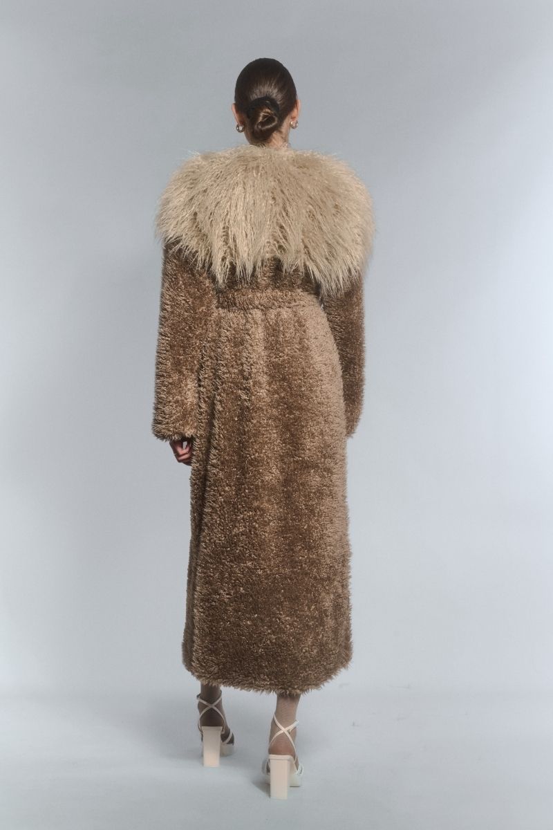 FAUX FUR MAXI COAT WITH FLARED SLEEVES IN BEIGE - CULT MIA