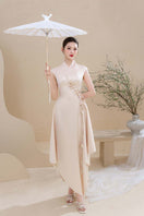 Do Long Soft Grace midi dress in flowy fabric with a fitted waist and elegant design, perfect for casual or semi-formal occasions.