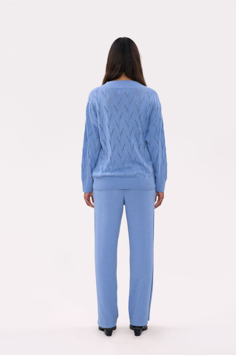 OVERSIZED V NECK JUMPER IN LIGHT BLUE - CULT MIA